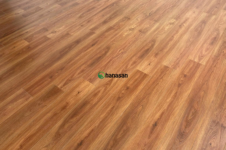 sàn gỗ charmwood black d8816