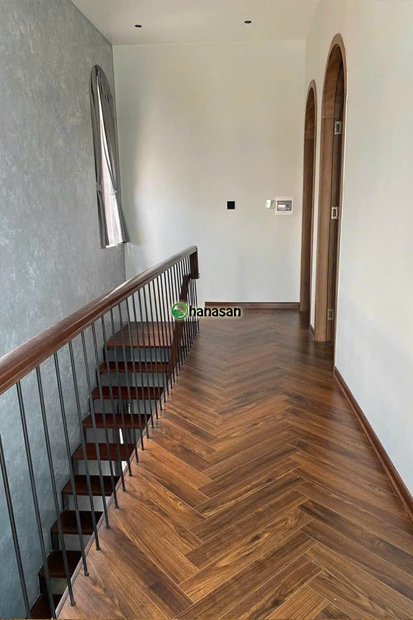 sàn gỗ xương cá màu óc chó wilson s3166